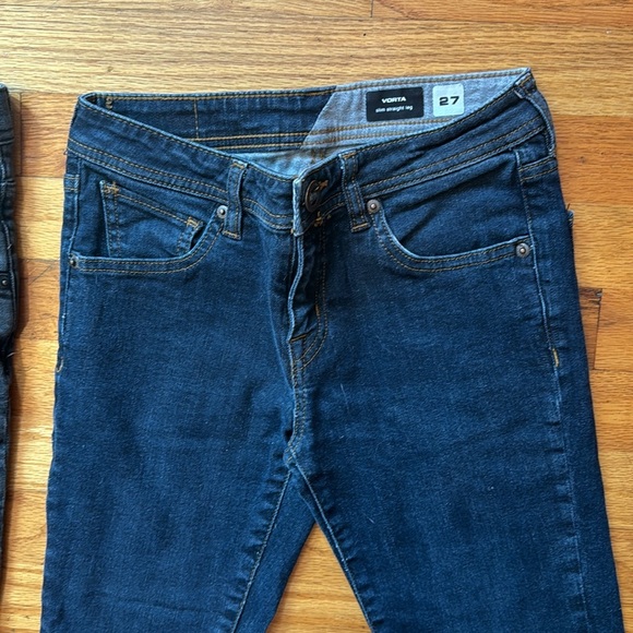 Volcom Kids Bottom Bundle - Picture 5 of 16